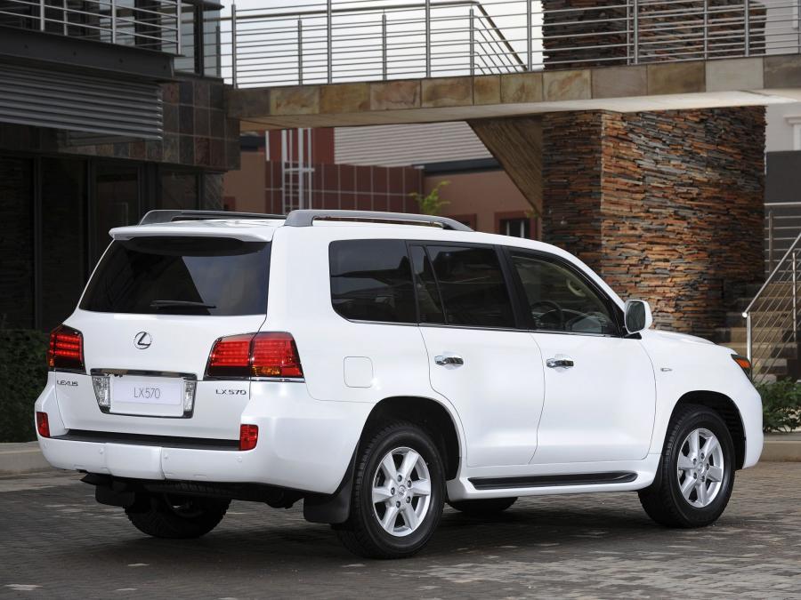  Lexus LX570 2010 года  (ZA) (фото 21 из 28)